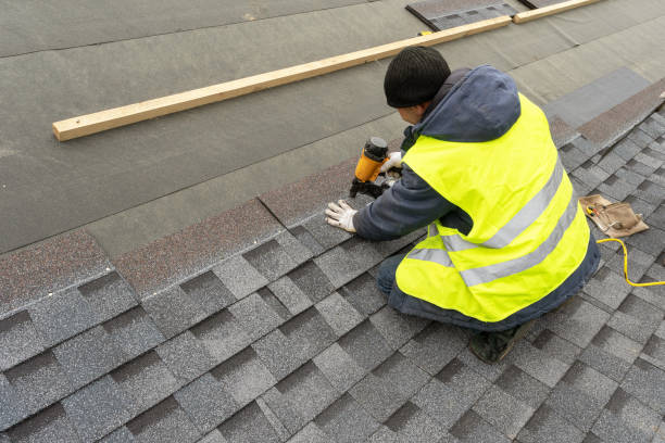 Best Metal Roofing Contractor  in Middlefield, OH